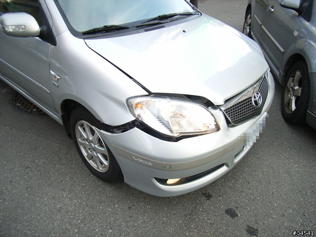 小弟發生車禍了.....請站上各位大大幫忙看看我後續該怎麼做?