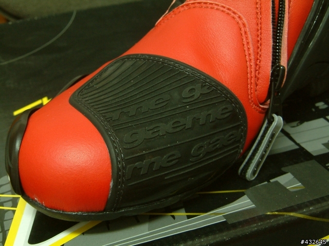 [分享]Only footwear------Gaerne G:RW  賽車靴