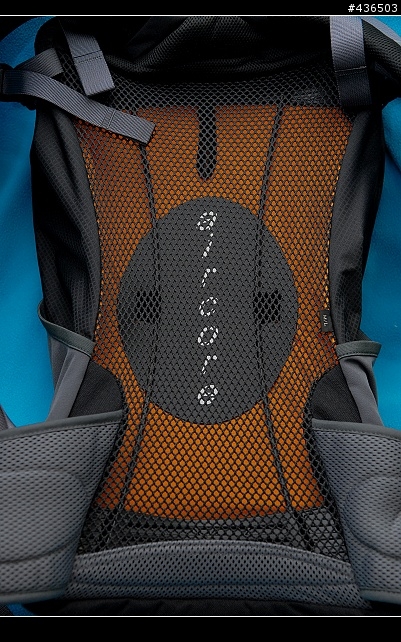 [分享] Osprey Stratos 18 水袋背包