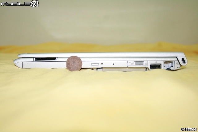 TOSHIBA R500超不專業開箱文~(圖多)
