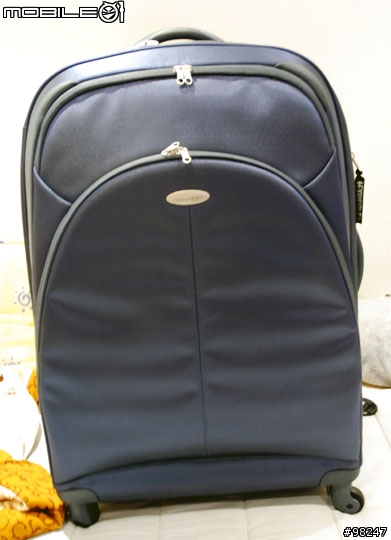 我的新箱箱  samsonite~