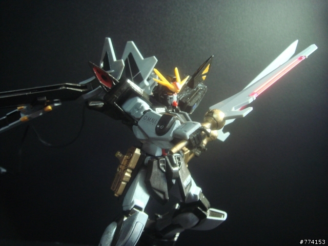 [模型作品分享]1/144黑色攻擊STRIKE NOIR
