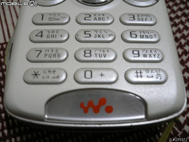 [分享]w810i白色機+X機完成圖! [補上]日拍夜拍實照x1