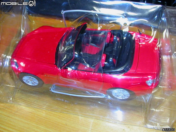 [開箱變形文] BT-12 Honda S2000 變形金鋼