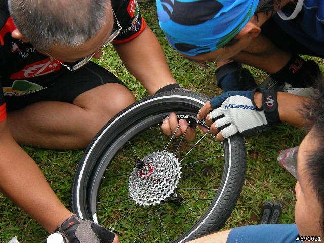 第一次挑戰三重至八拉卡公路,陡波實照,也流了一點血.
