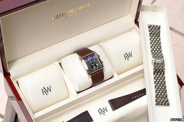 [分享]蕾蒙威 Raymond Weil最具有藝術氣息，瑞士日內瓦工藝兩地時區自動上鍊機械錶，開箱圖多