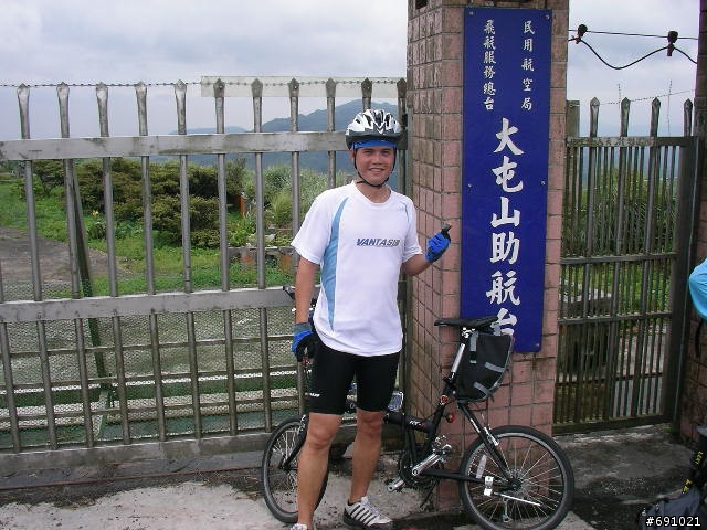 第一次挑戰三重至八拉卡公路,陡波實照,也流了一點血.