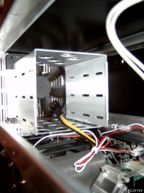 今天終於到貨的~~聯力PC-A71~~(新增圖片)