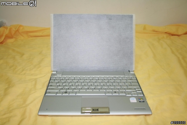 TOSHIBA R500超不專業開箱文~(圖多)