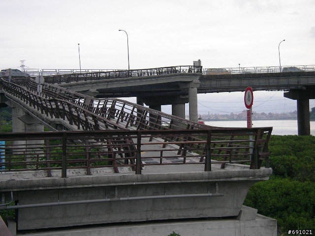 第一次挑戰三重至八拉卡公路,陡波實照,也流了一點血.