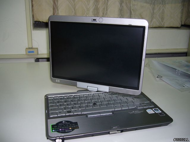 [分享] HP Compaq 2710p 開箱