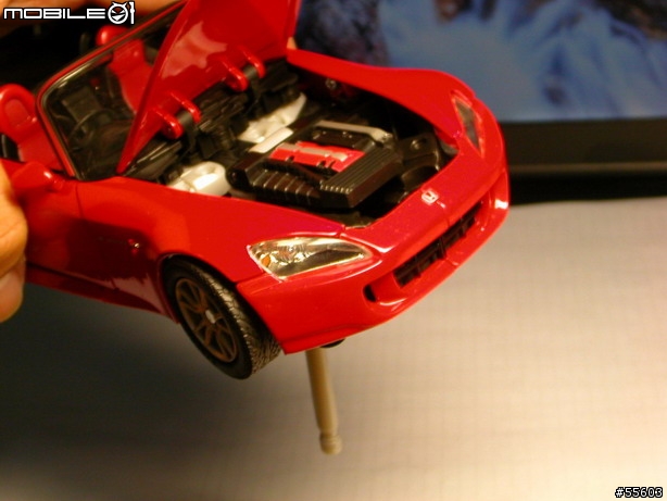 [開箱變形文] BT-12 Honda S2000 變形金鋼