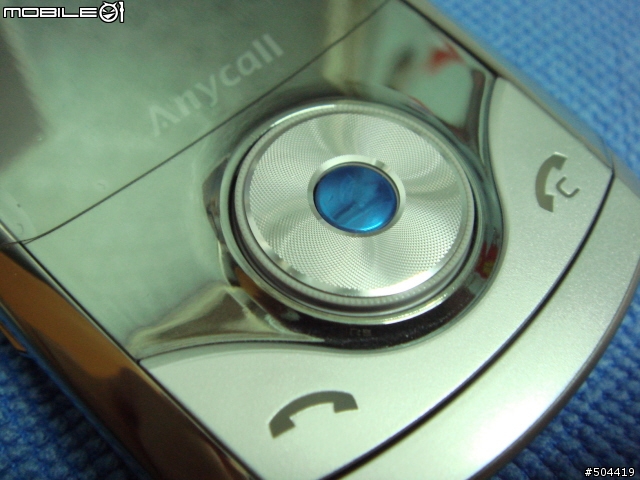 [分享]薄的性感~~SAMSUNG U708 極速登場！(圖片)
