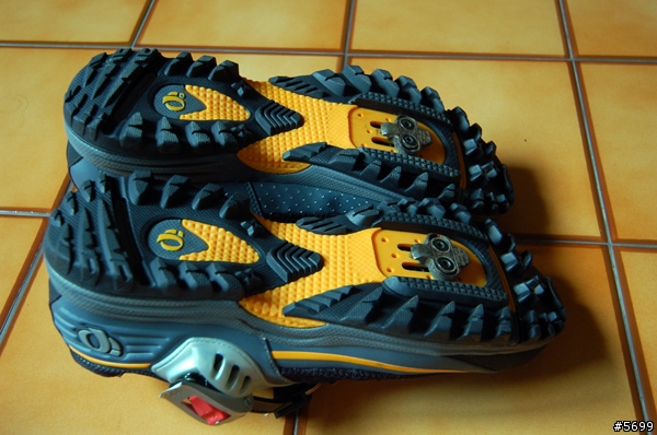 新鞋Pearl Izumi