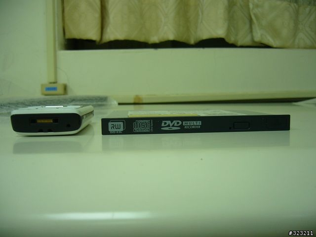 [分享] HP Compaq 2710p 開箱