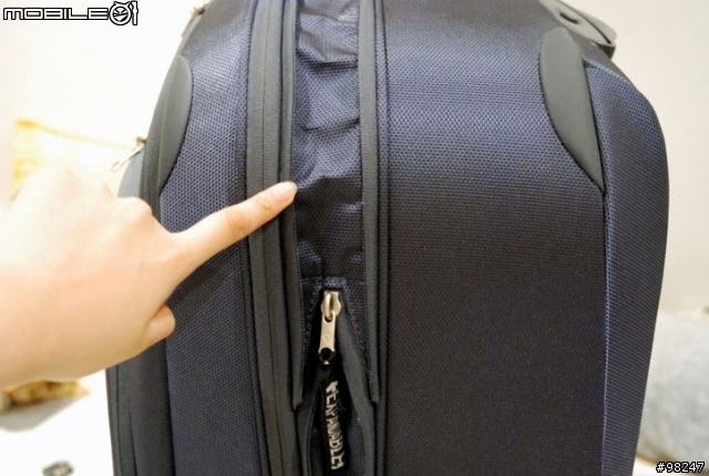 我的新箱箱  samsonite~