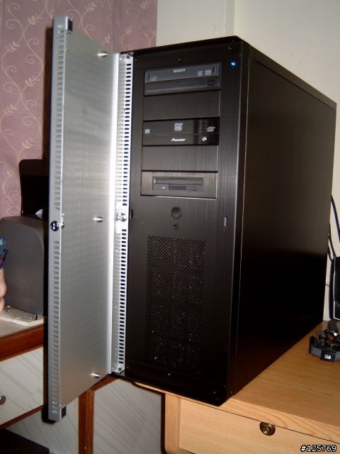 今天終於到貨的~~聯力PC-A71~~(新增圖片)