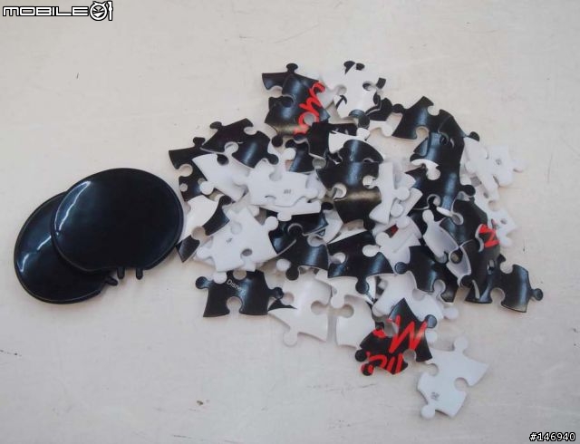 [分享]3D拼圖  >Disny Mickey Mouse 60pcs 圖小多22張