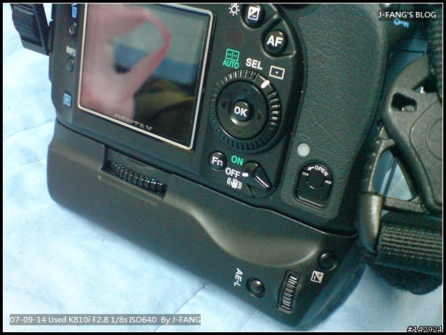 [分享]PENTAX-K10D垂直把手(D-BG2)