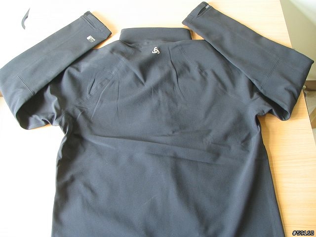 單車風衣的另一個選擇--Odlo soft shell