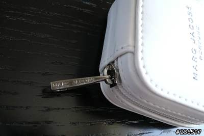 [敗家贈品] Marc Jacobs solid perfume