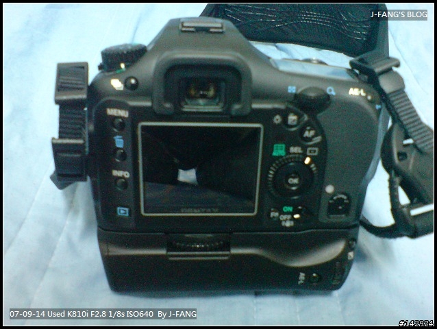[分享]PENTAX-K10D垂直把手(D-BG2)