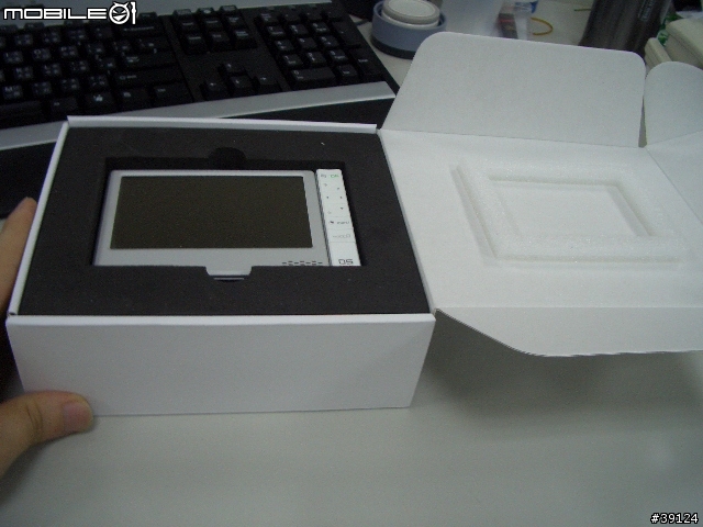 [開箱分享]ARCHOS 605 WIFI