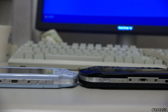 PSP-2000FB 開箱~~~