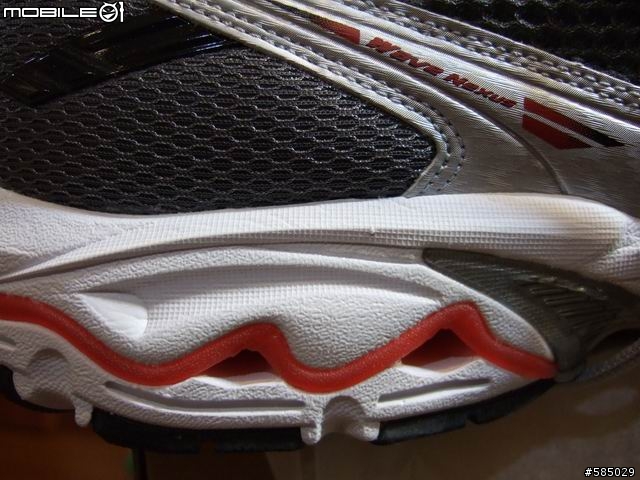 [分享]mizuno wave nexus 8KN-74664