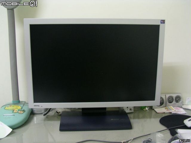 [分享] BenQ FP222WH 不專業開箱