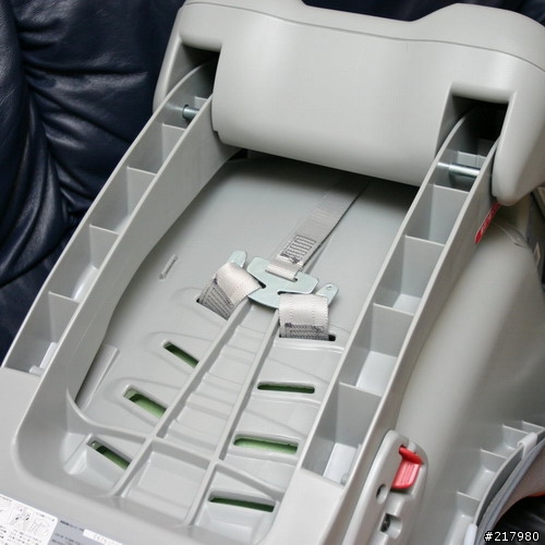 [分享]準備使用的recaro 0+的0~4歲汽車安全座椅.