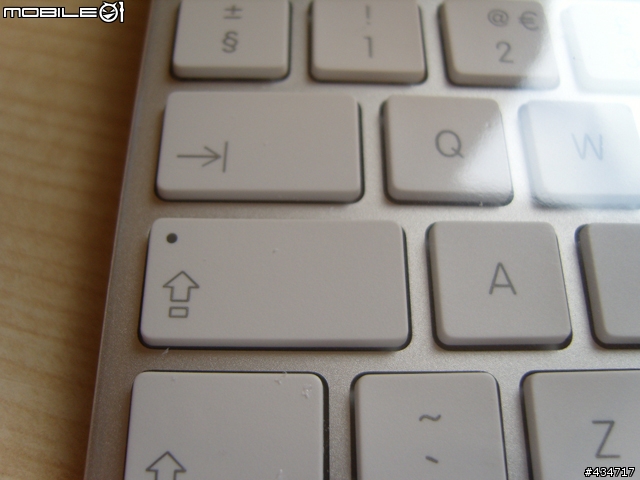 [分享] New Apple Wireless Keyboard 開箱文 [English]