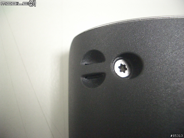 [分享]TomTom ONE V.S TomTom ONE XL (外觀篇)