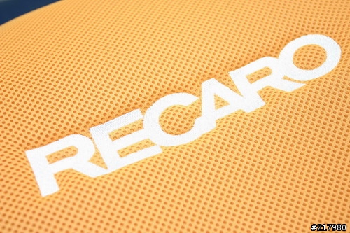 [分享]準備使用的recaro 0+的0~4歲汽車安全座椅.