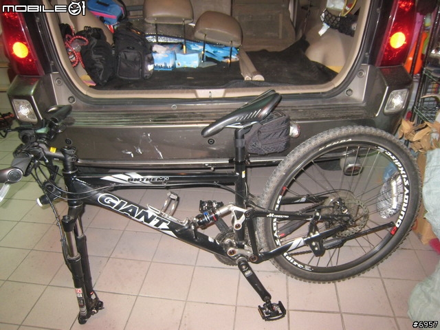 [分享] 4+2+2+2 休旅車內塞入三部單車