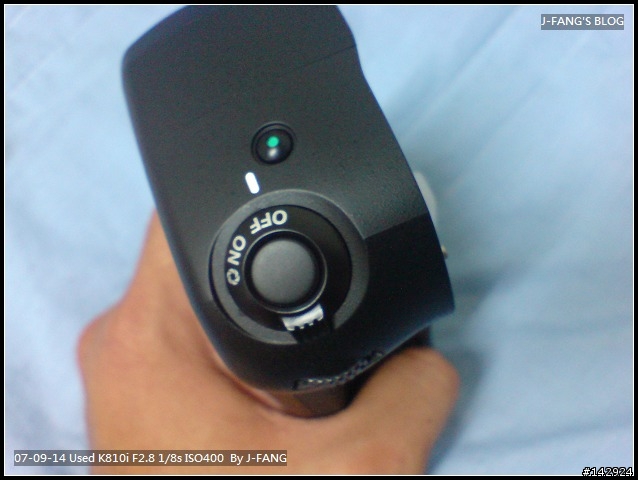 [分享]PENTAX-K10D垂直把手(D-BG2)