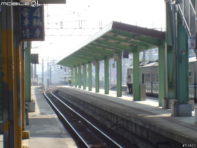 [鐵道初體驗] EMU 700 型 區間快車初乘體驗!