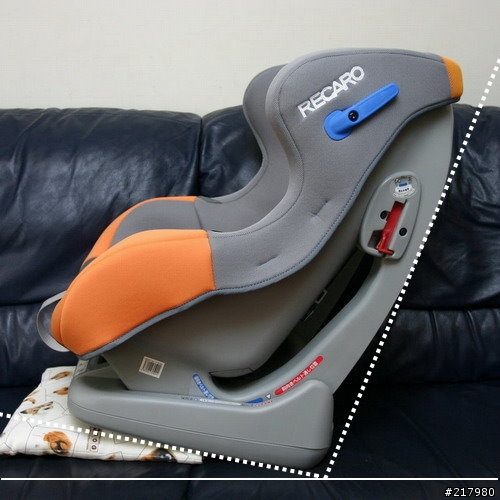 [分享]準備使用的recaro 0+的0~4歲汽車安全座椅.