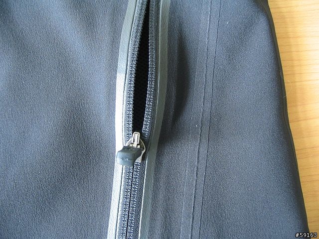 單車風衣的另一個選擇--Odlo soft shell