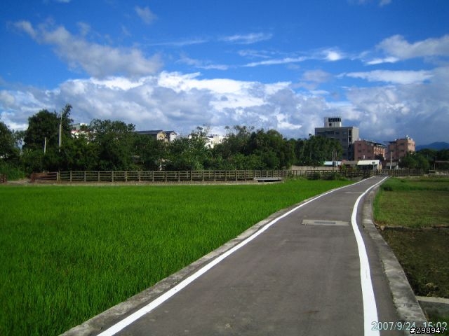 [分享] 中秋連假龍潭自行車道遊記 (圖多) 含 Google Map