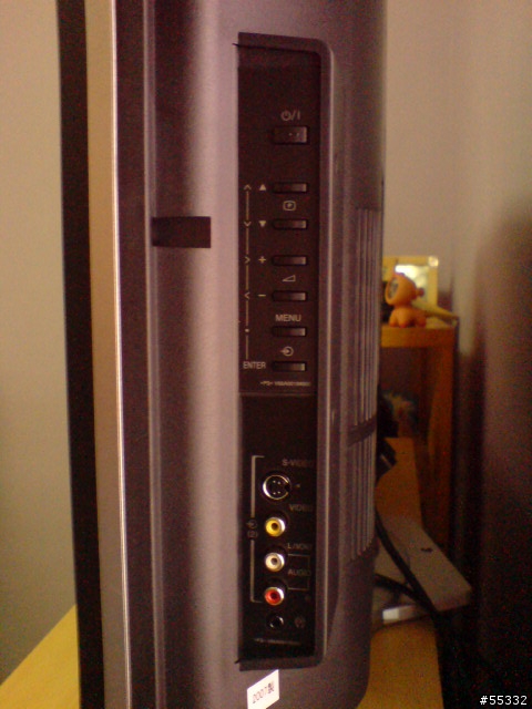 [開箱分享]資訊展入手的TOSHIBA 32吋液晶電視 32C3000G