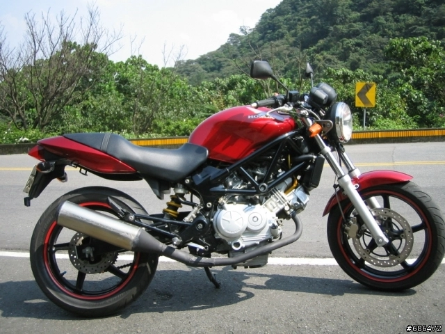請問有人騎vtr250嘛 Mobile01