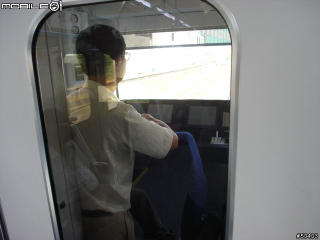 [鐵道初體驗] EMU 700 型 區間快車初乘體驗!