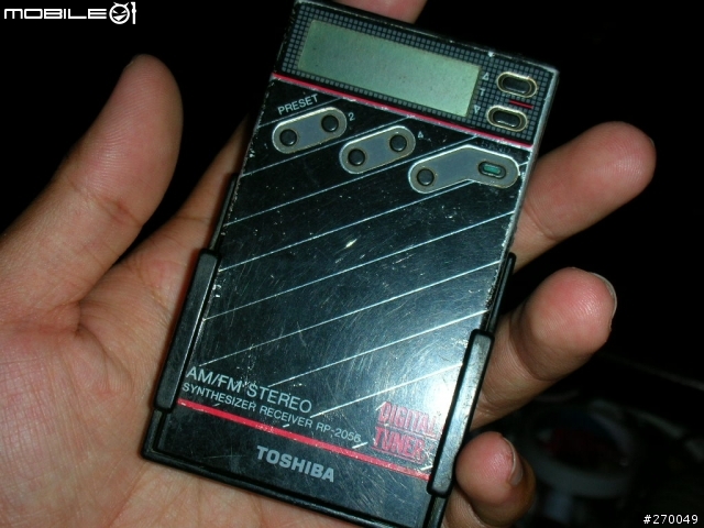 [分享]懷舊~TOSHIBA RP-2056 隨身聽