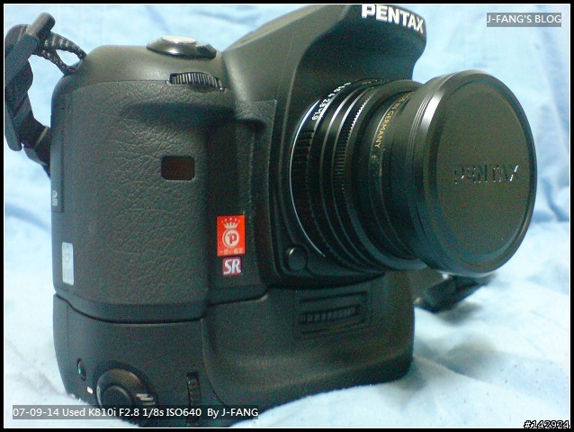 [分享]PENTAX-K10D垂直把手(D-BG2)