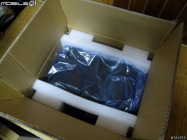 [分享]聯力 PC-OD40 可以塞下Micro ATX 的小小機殼