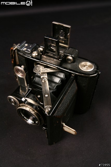 [分享老相機] Zeiss Ikon Super Ikonta A 530 / 12