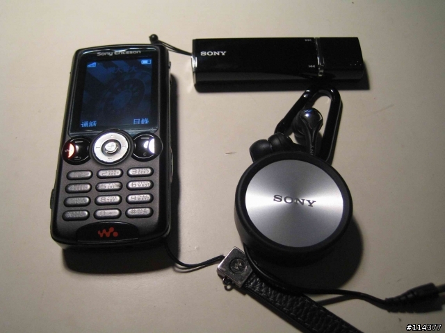 [分享]SONY 捲線式耳機