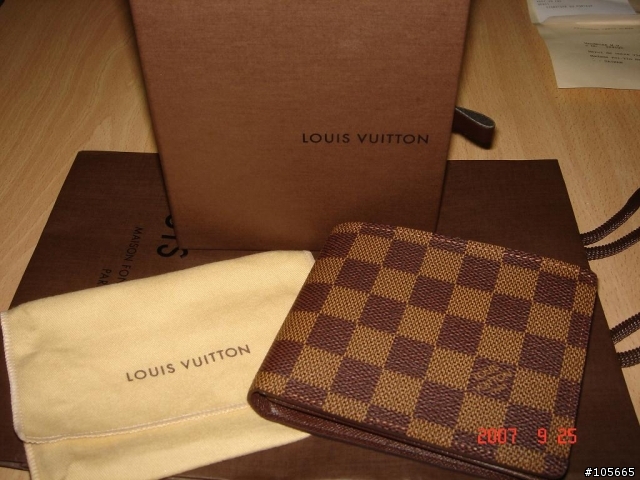 分享LOUIS VUITTON 經典棋盤格相片零錢包鈔票信用卡短夾