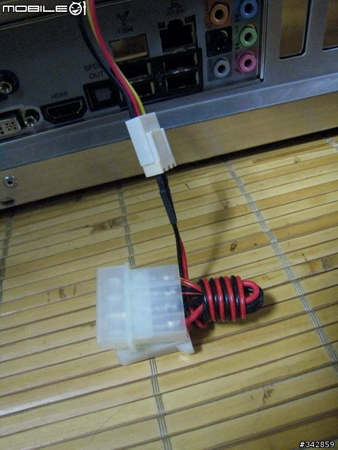 [分享]聯力 PC-OD40 可以塞下Micro ATX 的小小機殼